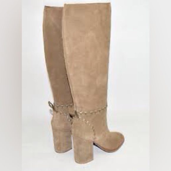 Tory Burch Brown Heeled Boots - Picture 5 of 14